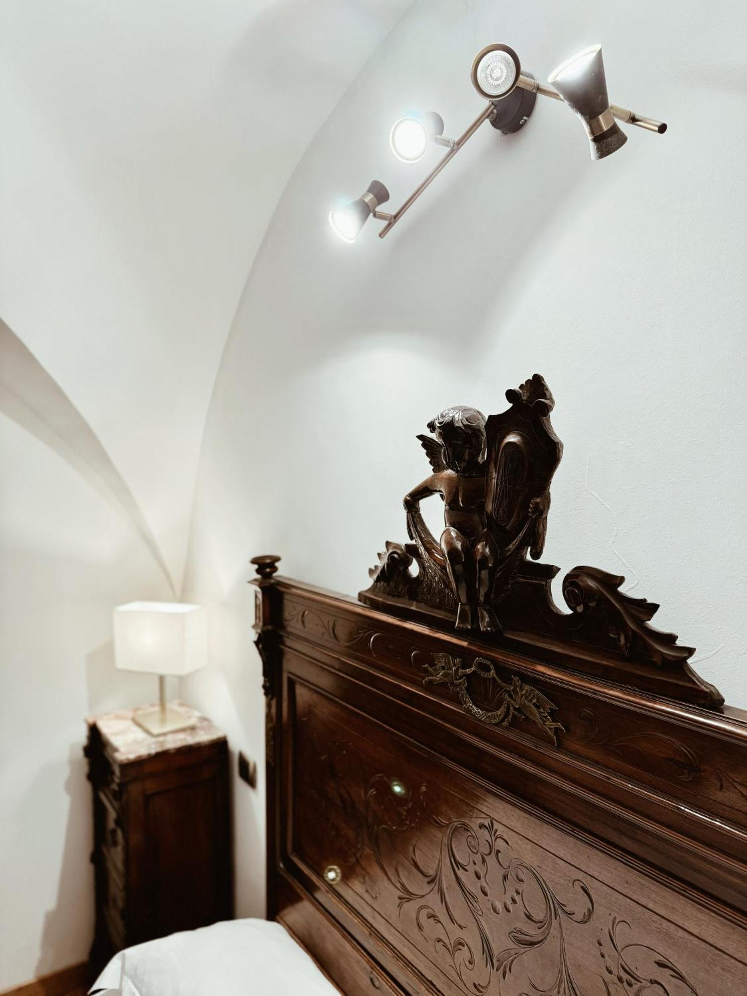 Residenza Tritone Luxury Guest House Trevi Fountain Rom Exteriör bild