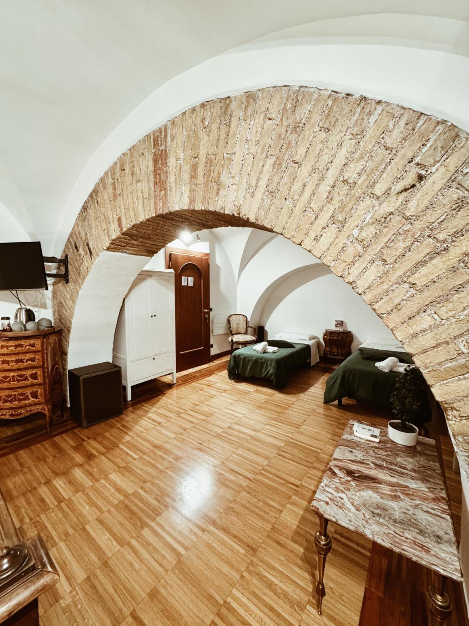 Residenza Tritone Luxury Guest House Trevi Fountain Rom Exteriör bild