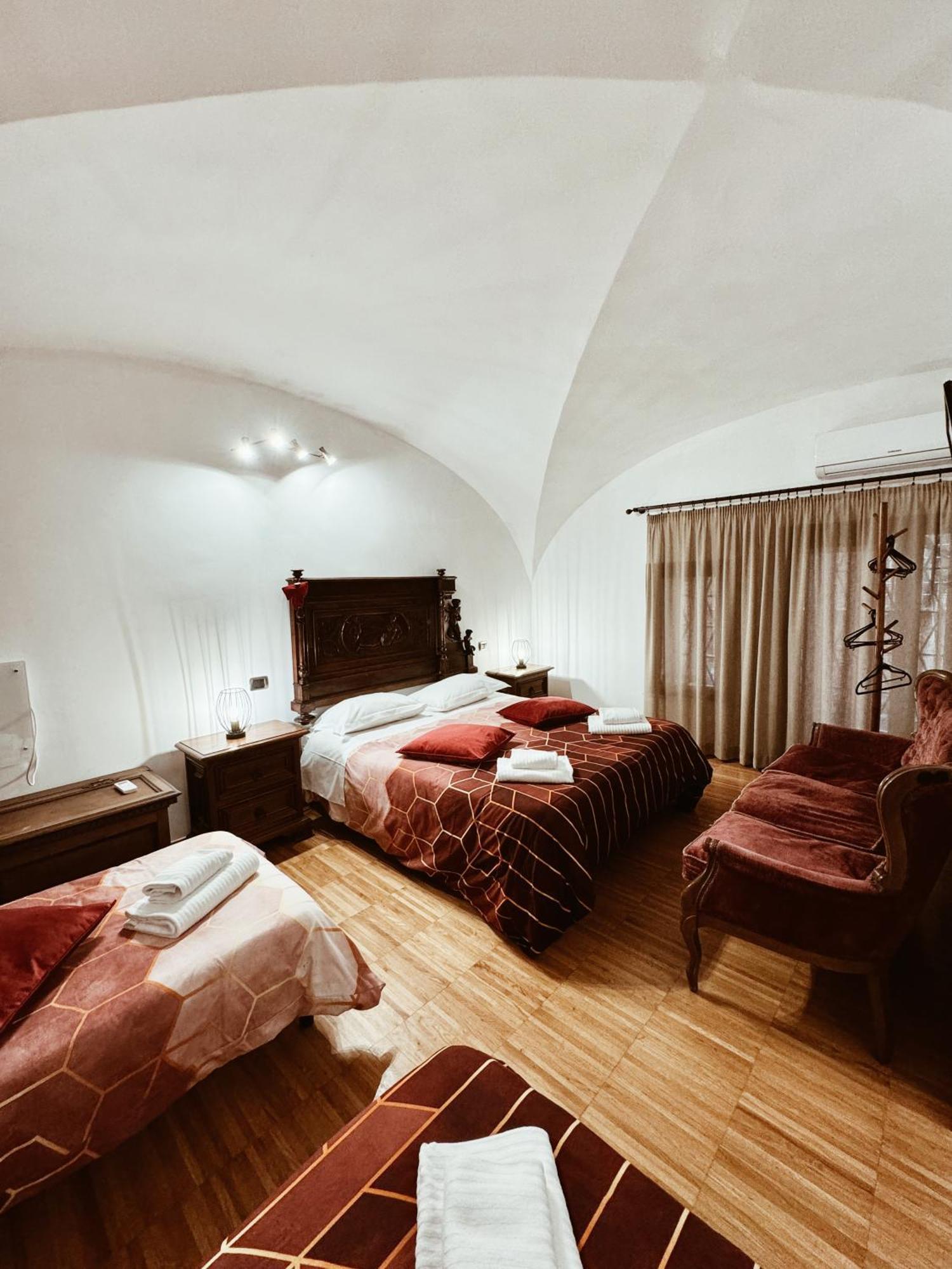 Residenza Tritone Luxury Guest House Trevi Fountain Rom Exteriör bild