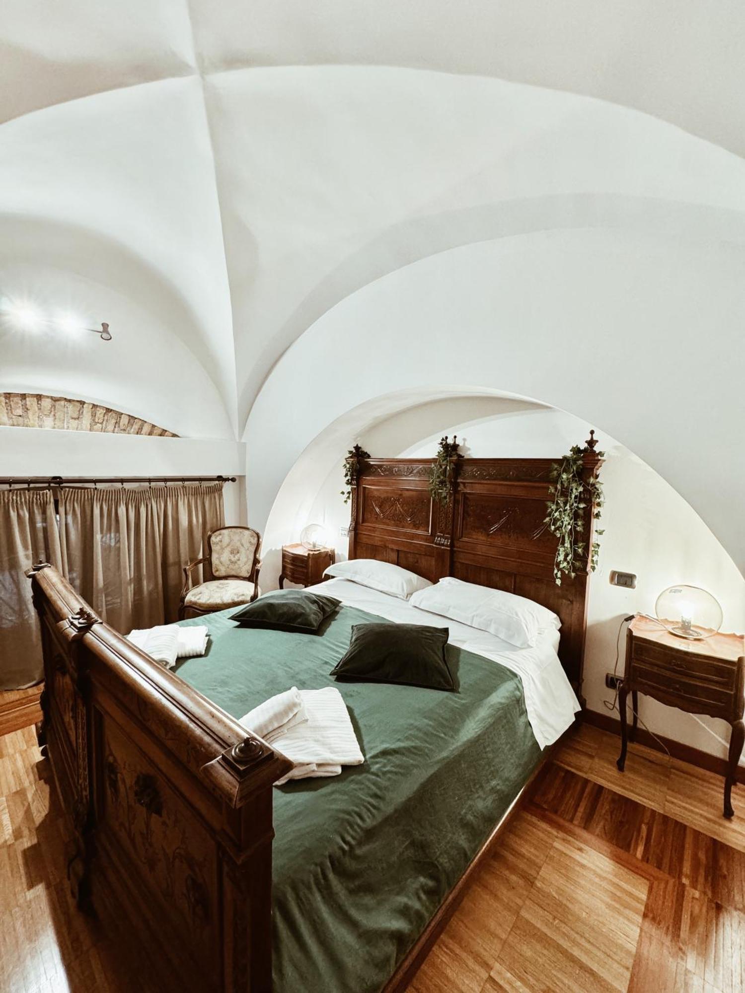 Residenza Tritone Luxury Guest House Trevi Fountain Rom Exteriör bild